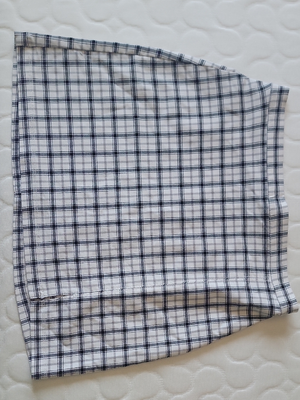 Hollister White and Black Checked Mini Skirt